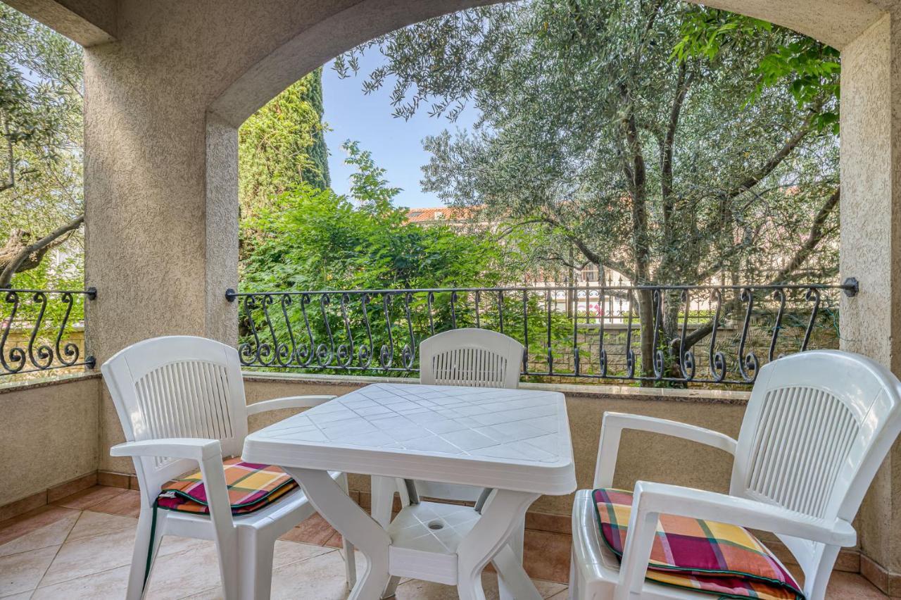 House Laura 200M From The Beach And The Center Apartamento Poreč Exterior foto